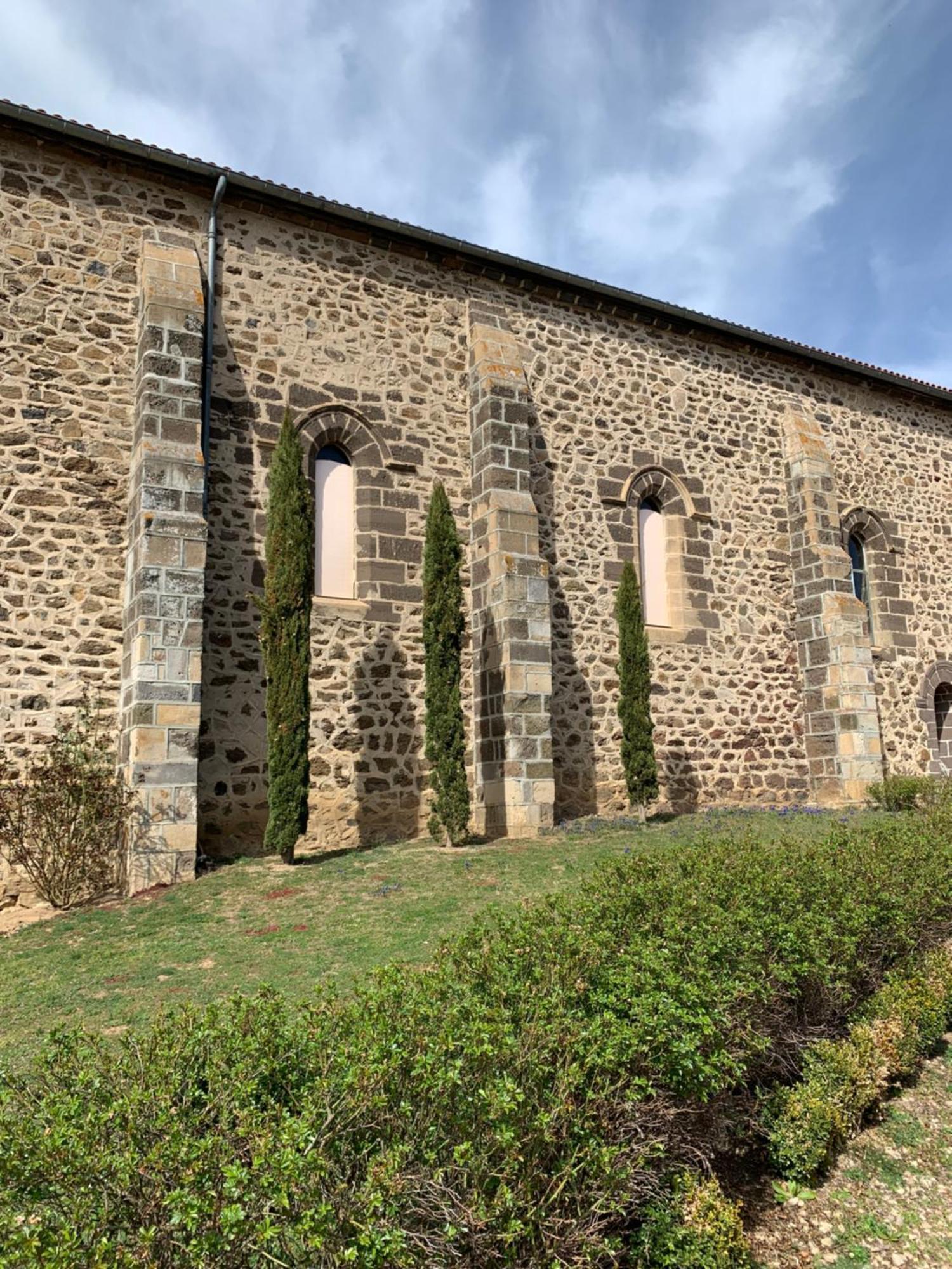Chambres et maisons d'hôtes du Prieuré de la Bajasse - Le 1150 Vieille-Brioude Exterior foto